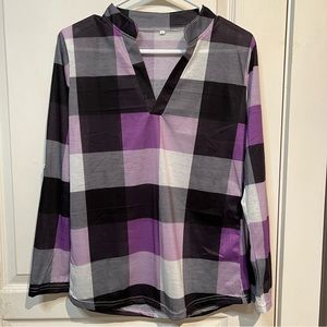 NWOT V-Neck Long Sleeve Top